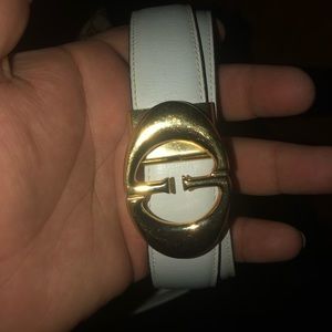 Womans Gucci belt